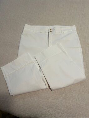 Chico's Women's White Cropped Straight-Leg Pants 3 16